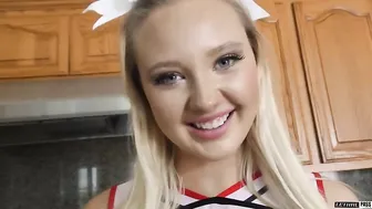 Busty Blonde Cheerleader Shows her Gorgeous Natural Boobs and Delivers Blowjob