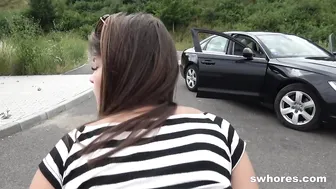 Sweet Teen Jumped into Stranger's Car and Sucked she Shit out of his Cock