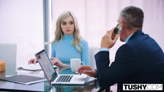 Yummy Blonde Secretary Getting Analized by Horny Boss in his Office