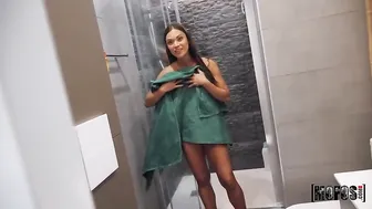 Weird Dude Spied and Convinced his Best Friend's Girlfriend to Fill her Ass with Cum