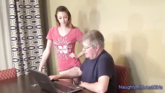 Lola Hunter Delicious Babe Fucked By Uncle On Webcam