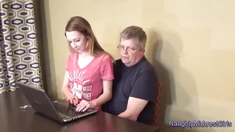 Lola Hunter Delicious Babe Fucked By Uncle On Webcam
