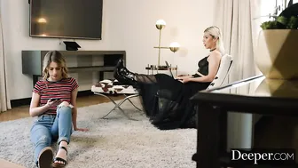 Amazing Blonde Escort Girl Takes Care of Her New Horny Client