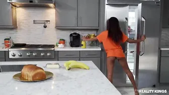Yummy Ebony Babe Loves Fucking Big White Cocks in the Kitchen