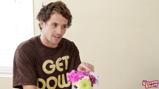 Hot Babe Gets Huge Cock Of Not Her Boyfriend As A Surprise