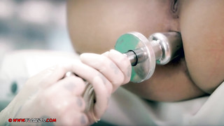 Kinky Nurse  Minerva Torturing Valentina Bianco On Gyno Chair