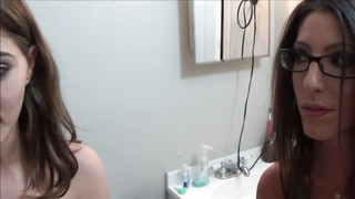 Banging Hot Stepsister with her Slutty Mom at the Same Time!