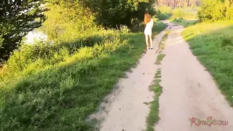 Curvaceous Amateur Babe Sucking A Stranger's Cock And Getting Fucked In The Nature
