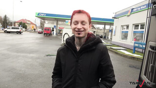 Totally Pierced and Tattooed Wierd Babe Rock the Cock in Driving Car