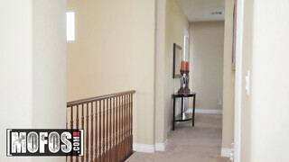 Molly Stewart Jerking Her Pussy While Girl Awaits Her In The Shower