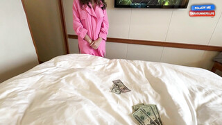 Extra Charge for Hot Girl No-Condom Sex