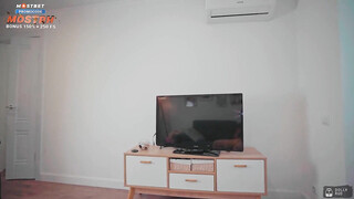 Stepsister's Secret Obsession: She Loves Bareback Fucks